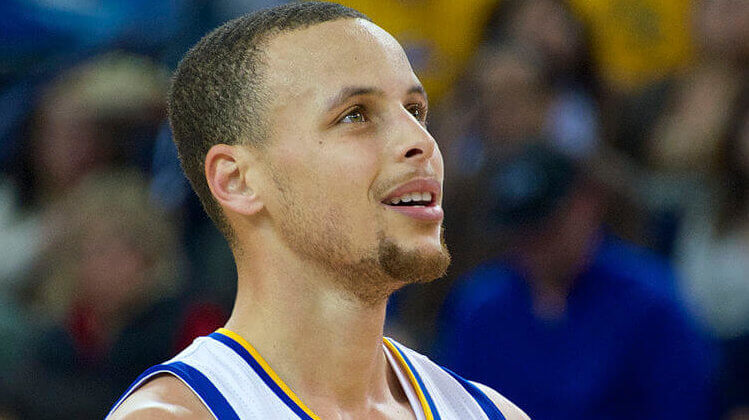 Steph Curry Sees Young Warriors in Today’s Sacramento Kings