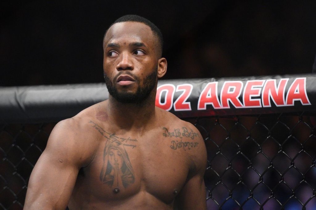 Leon Edwards waits for his UFC fight to begin