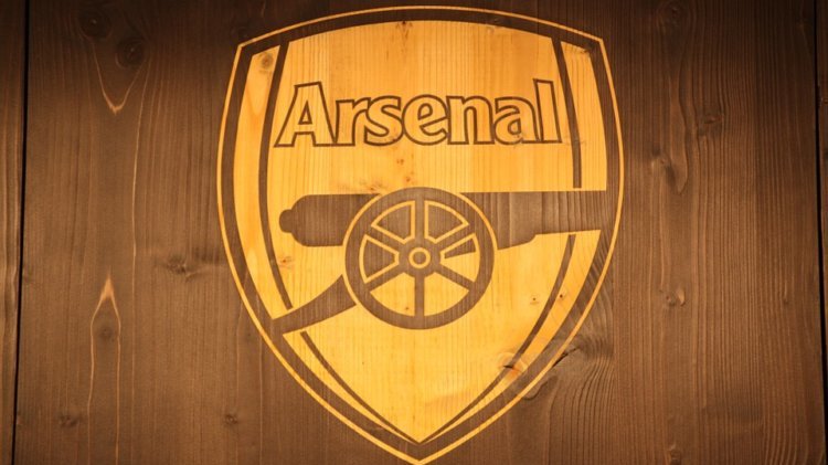 Arsenal Captures Community Shield, Defeats Liverpool, 1-1 (5-4 pen.)