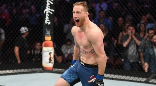 Justin Gaethje celebrates his UFC win